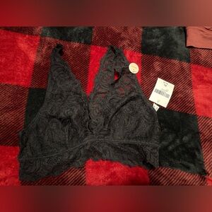 Forever 21 lace bra black